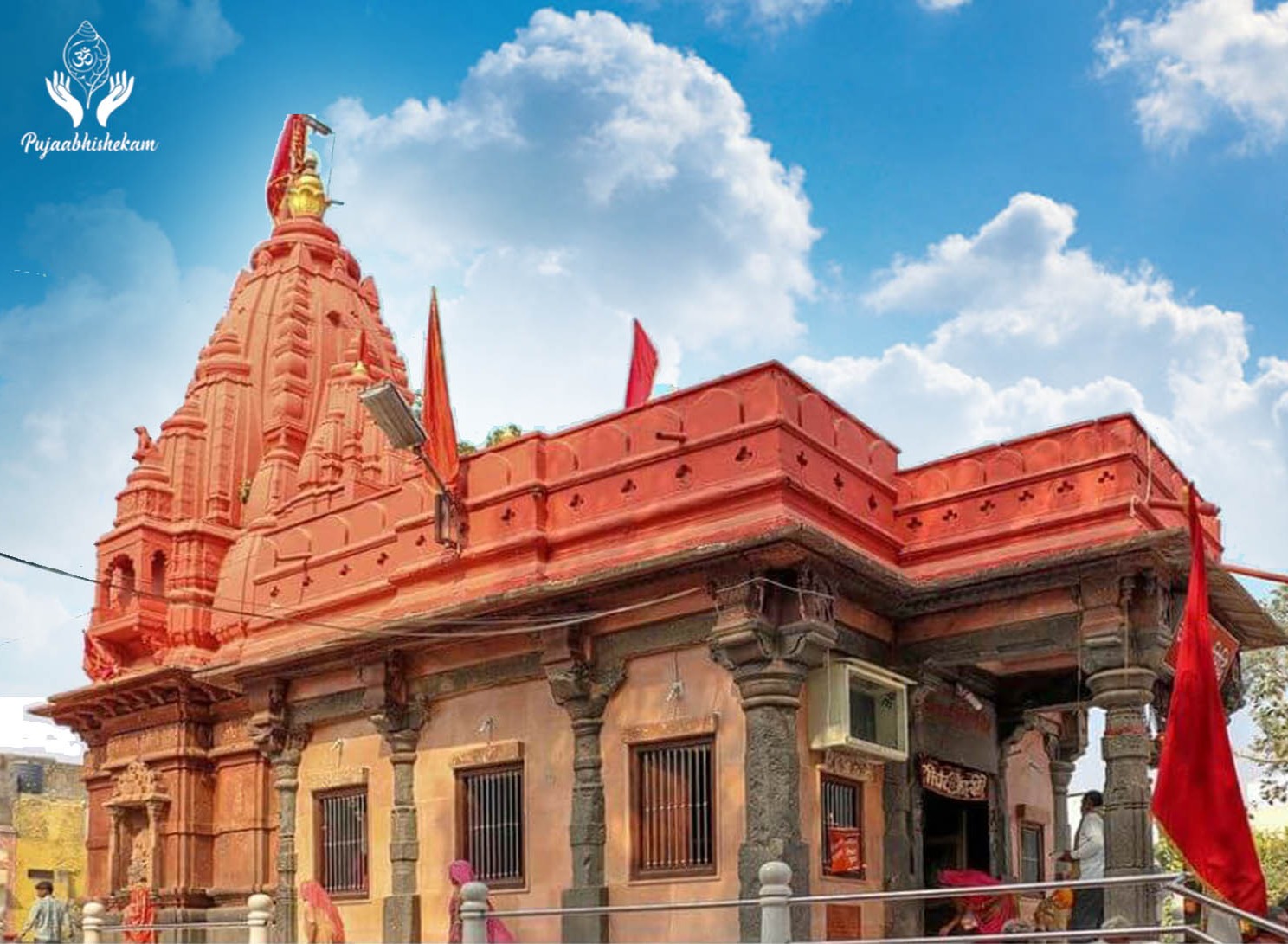 Puja at Omkareshwar Temple