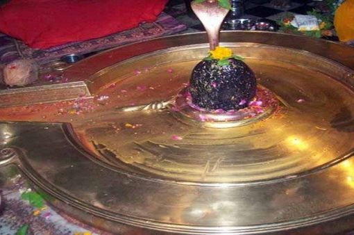 सावन जलाभिषेक: आस्था, तप और समर्पण का पावन पर्व